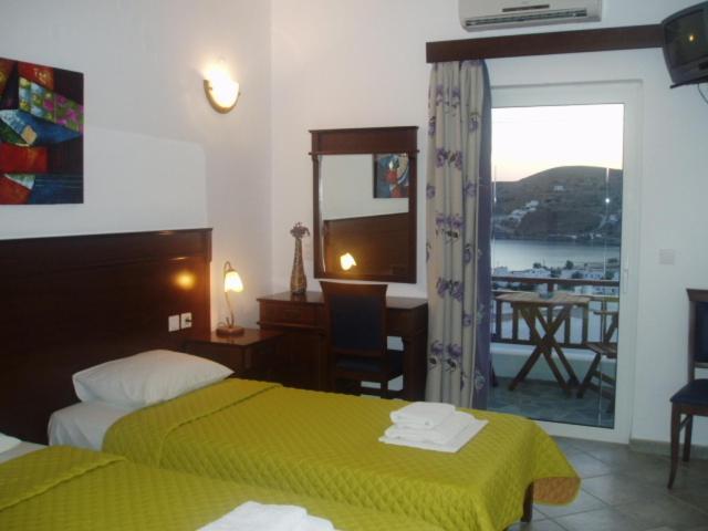 Rita'S Place Hotel Chora  Bilik gambar